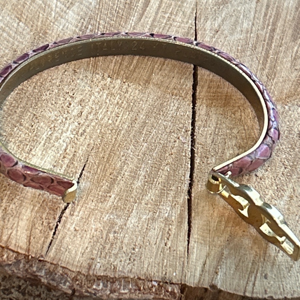 Authentic vintage Gucci Pink snakeskin bangle bracelet - Picture 11 of 11
